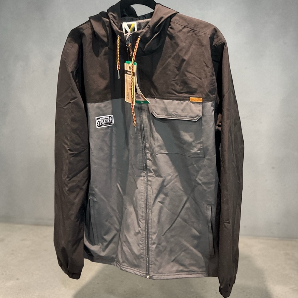Voyager Men's Two-Tone Hooded Windbreaker Jacket - Gray/Black Size XL.